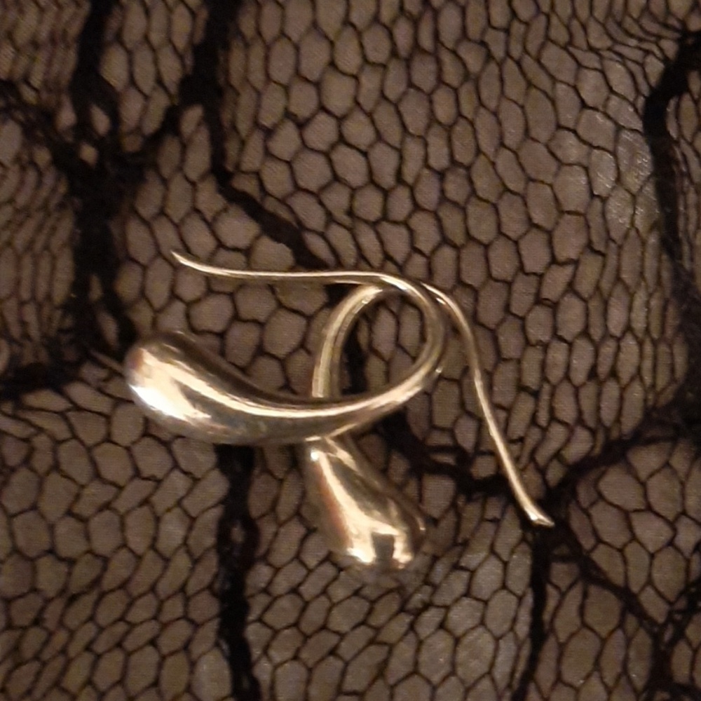 Sterling teardrop earrings - Picture 2 of 4